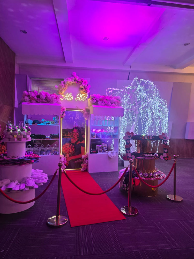 Mesas de dulces y recuerdos para XV años